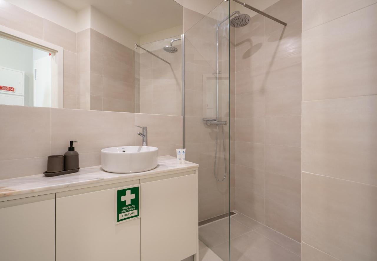 Host Wise - Enchanting Design Flat - Premium Location Porto Exterior photo