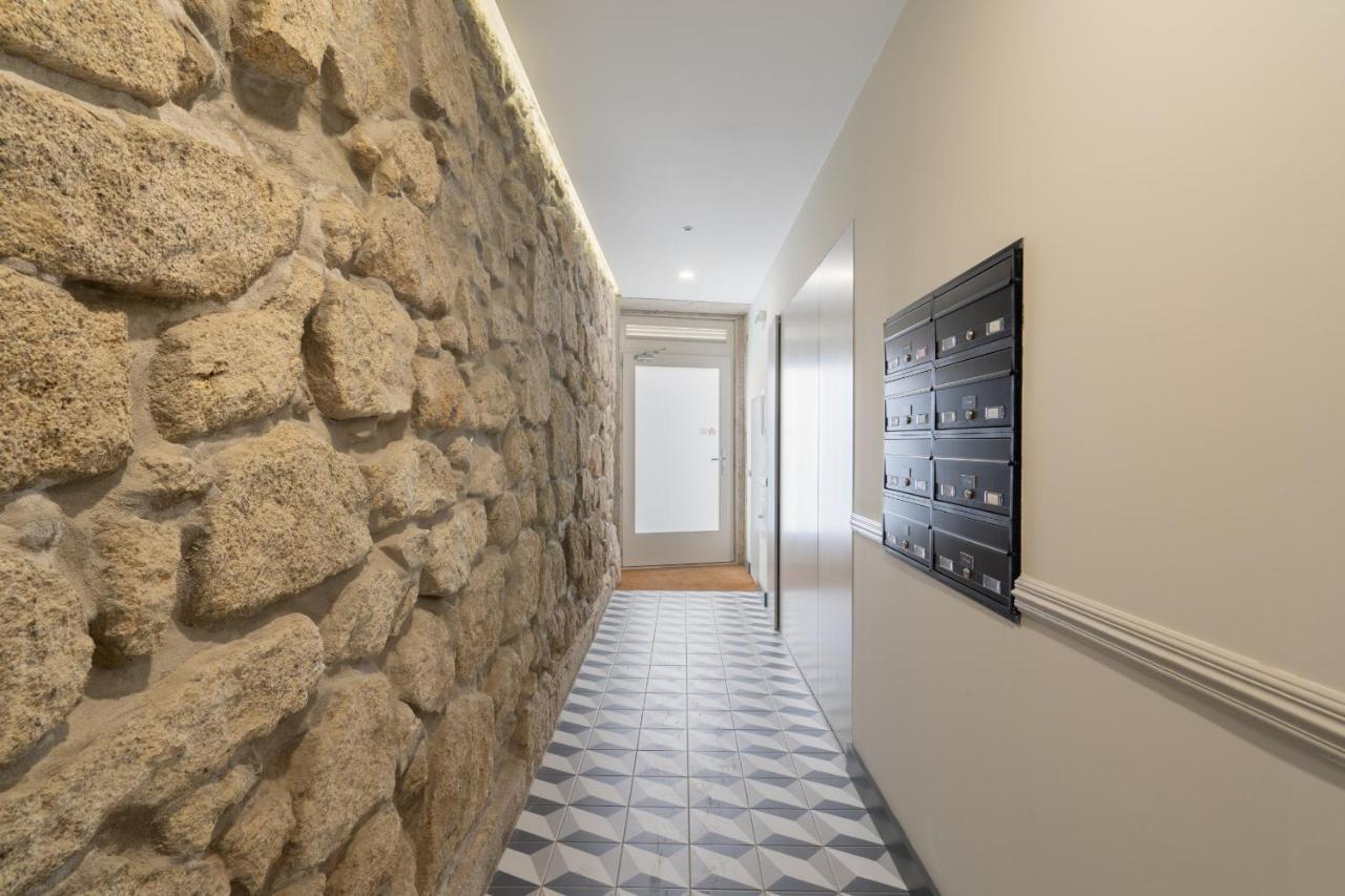 Host Wise - Enchanting Design Flat - Premium Location Porto Exterior photo